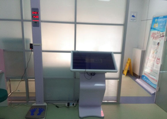 廣西賀州市衛(wèi)計(jì)局參觀金臺(tái)區(qū)健康一體機(jī) 廣西賀州市衛(wèi)計(jì)局參觀金臺(tái)區(qū)健康一體機(jī)